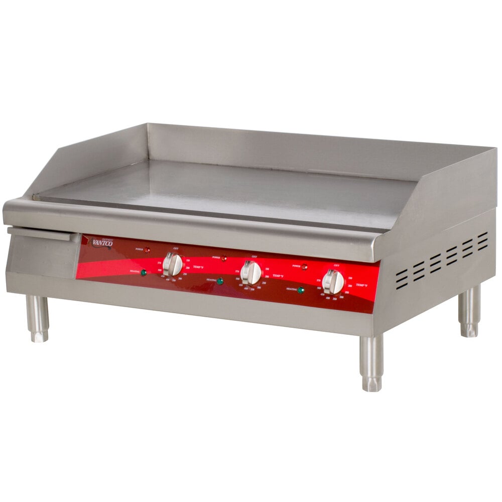 The Avantco EG30N electric countertop griddle allows operators to ...