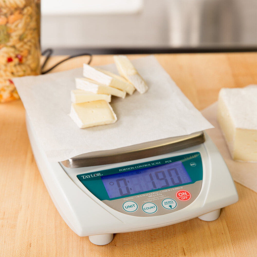Taylor TE21P 21 oz. Precision Digital Portion Control Scale