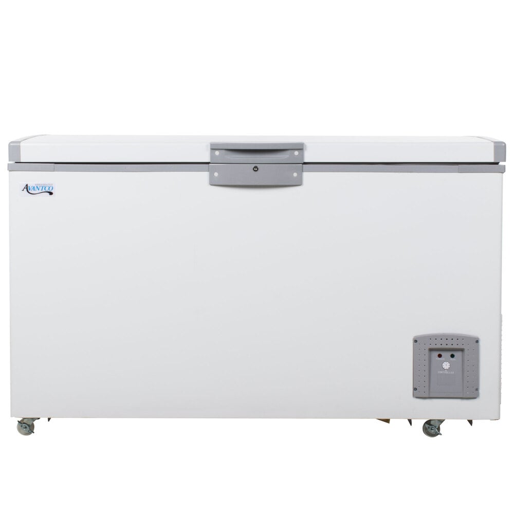 Avantco CF14 14.4 Cu. Ft. Commercial Chest Freezer
