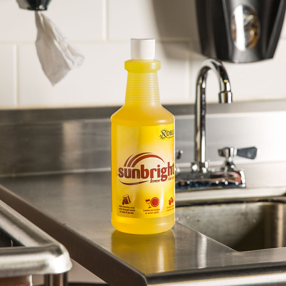 Noble Chemical Sunbright 32 oz. Pot and Pan Dishwashing Liquid Ecolab® 13003 Alternative