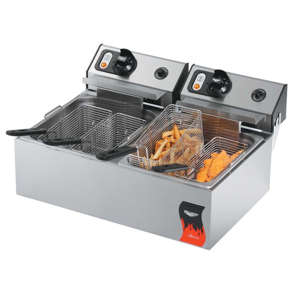 Vollrath 40708 20 lb. Commercial Countertop Deep Fryer 220V 2 x 2500W