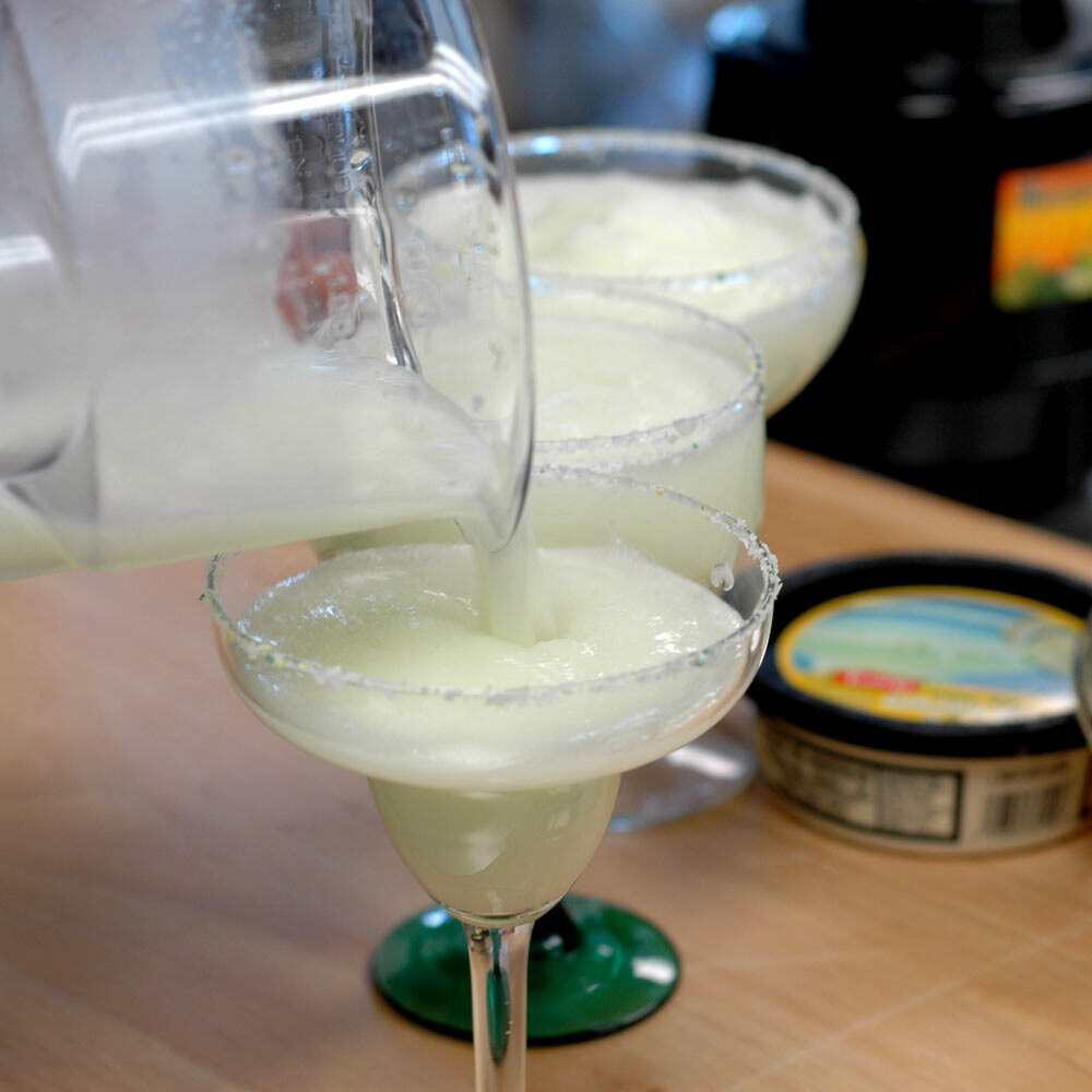 Waring MMB142 48 oz. Margarita Madness Bar Blender with 48 oz. Copolyester Container