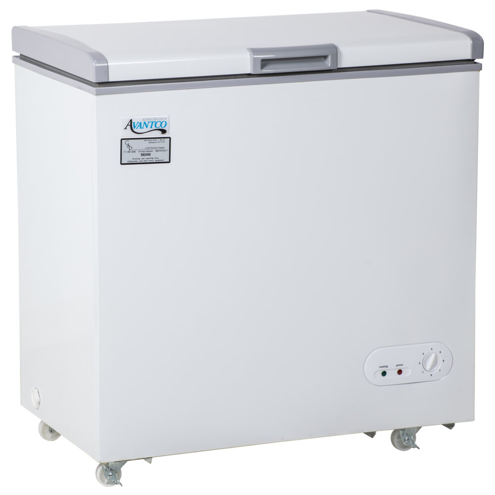 Avantco HF5 5.2 Cu. Ft. Commercial Chest Freezer