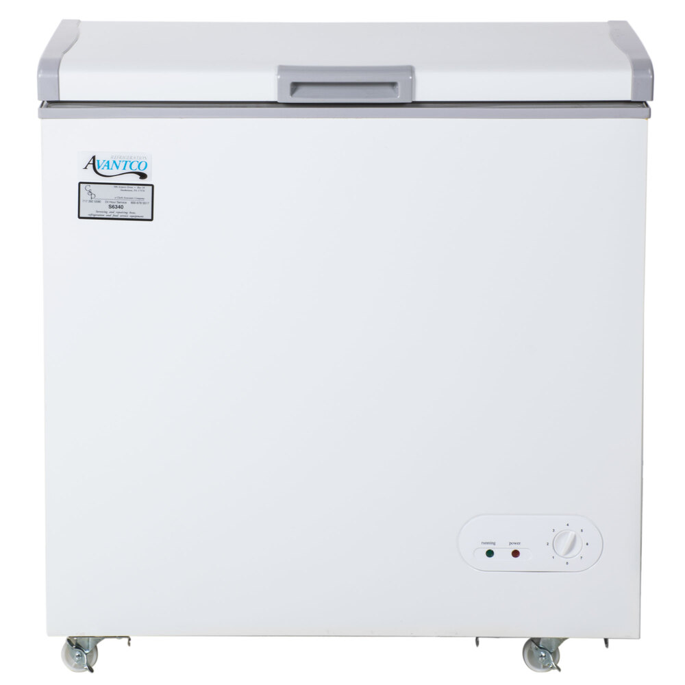 Avantco HF5 5.2 Cu. Ft. Commercial Chest Freezer
