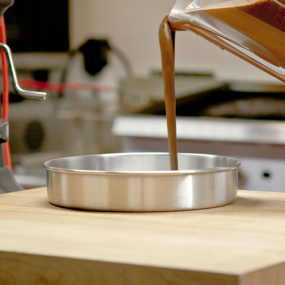 12" x 3" Round Aluminum Cake Pan