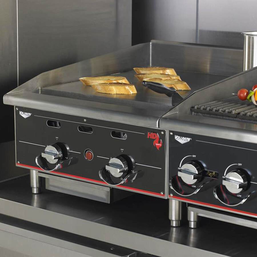 Vollrath 924GGM Cayenne 24" Heavy Duty Countertop Griddle with Manual