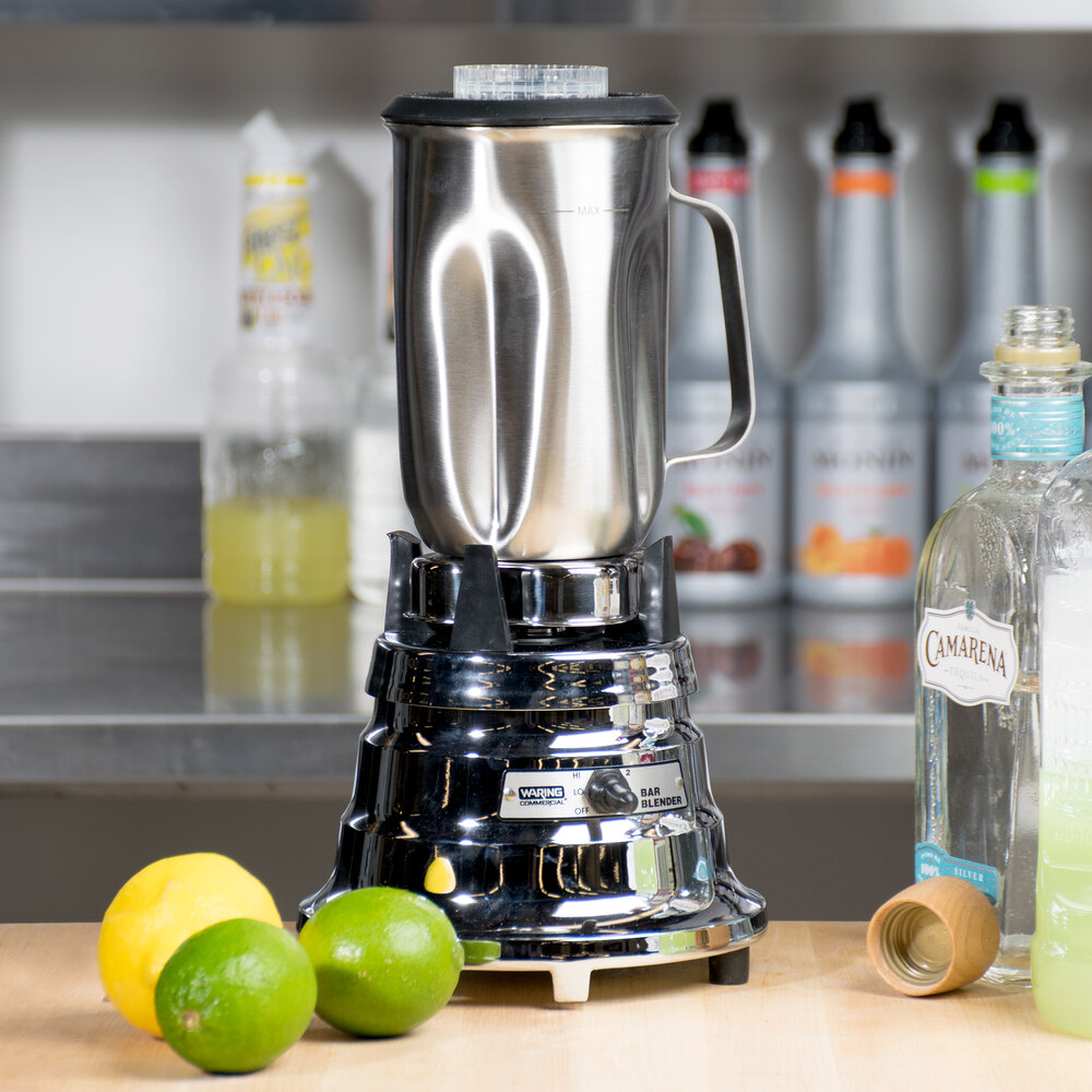 Waring BB900S 1/2 hp 2 Speed Chrome Commercial Bar Blender with 32 oz