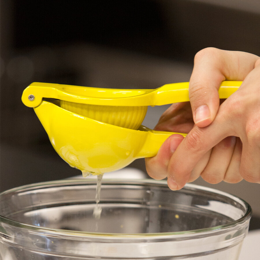 Hand Held Lemon Squeezer