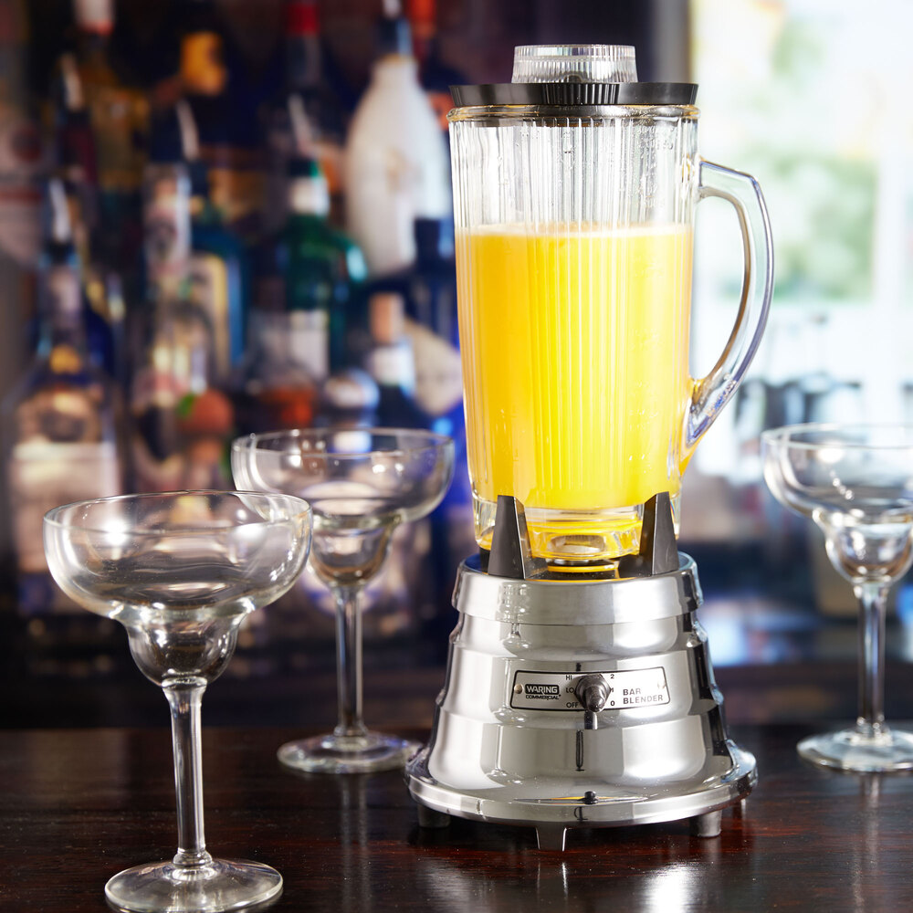 Waring BB900G 1/2 hp 2 Speed Chrome Commercial Bar Blender with 40 oz