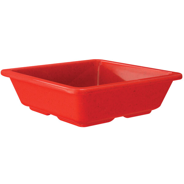 A red square GET Sensation side dish with a lid.