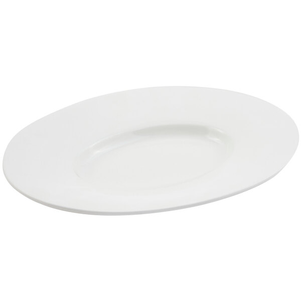 A Bon Chef white cast aluminum platter with a round rim.