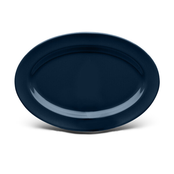 An oval dark blue Elite Global Solutions melamine platter with a white border.