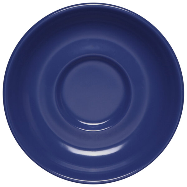 A close-up of a blue Elite Global Solutions Rio melamine coffee saucer with a circle in the middle.