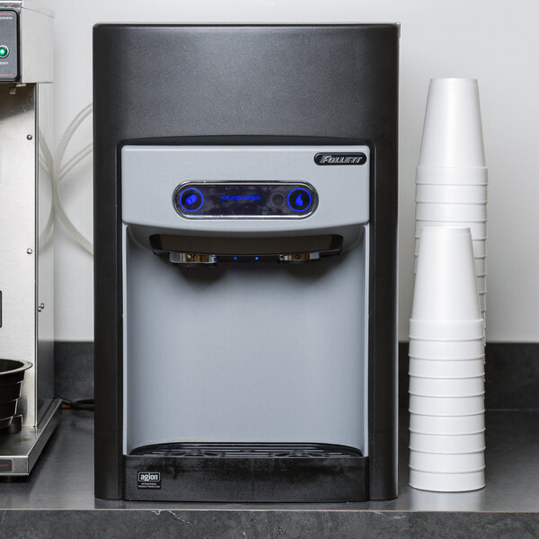 Follett 15CI100AIWNFST00 15 Series Air Cooled Countertop Ice Maker