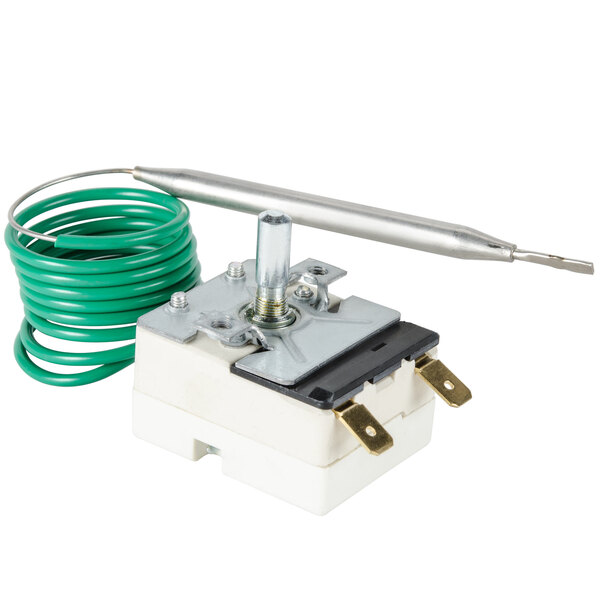 A Vollrath thermostat with a green and white wire.
