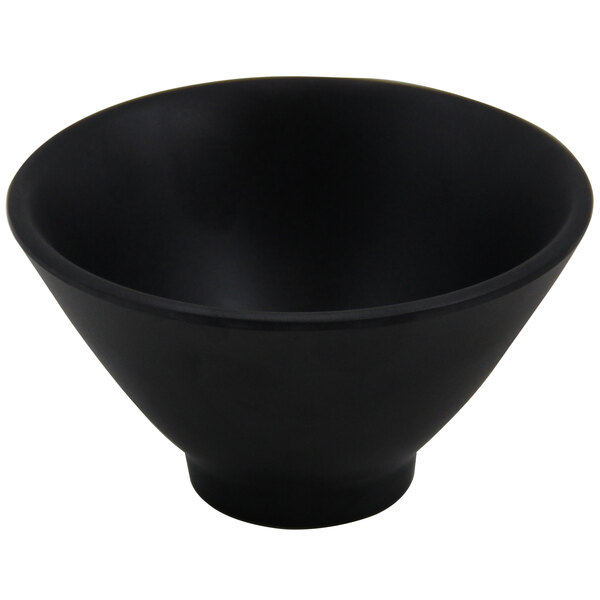 A black Elite Global Solutions Zen melamine bowl.