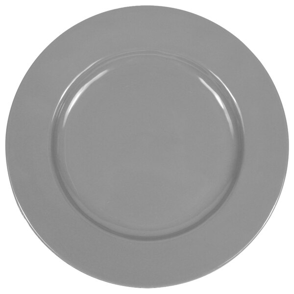 A close-up of a gray Elite Global Solutions melamine plate with a circle on the rim.