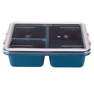 A clear plastic lid on a blue Cambro meal delivery tray.