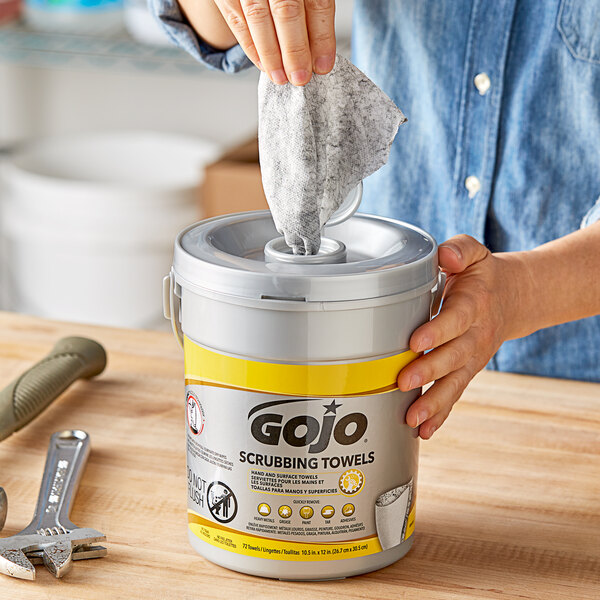 GOJO® 6396-06 Scrubbing Towels Heavy Duty Wipes 72 Count Canister - 6/Case