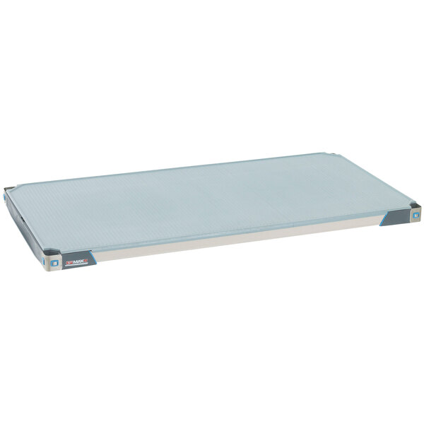 A white rectangular MetroMax i polymer shelf with a blue border and surface.
