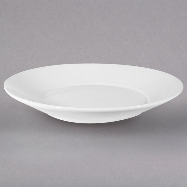 A white Homer Laughlin serving bowl.