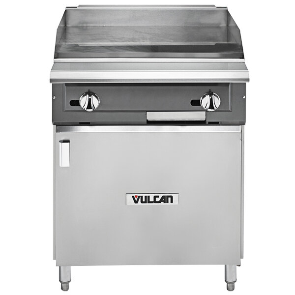 A stainless steel Vulcan VGM24B-NAT gas range with a griddle top.