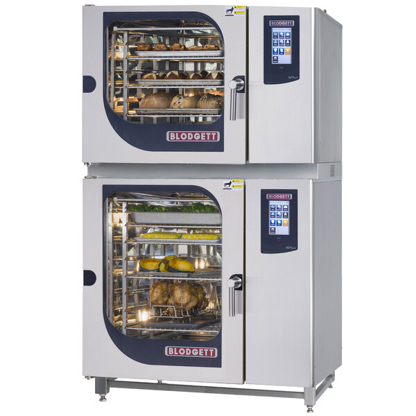 A Blodgett double boilerless electric combi oven with touchscreen controls and food inside.