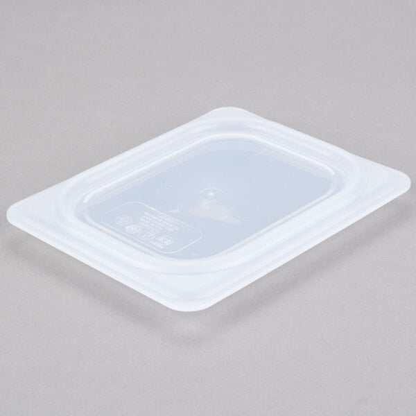 A translucent plastic lid on a Cambro food container.