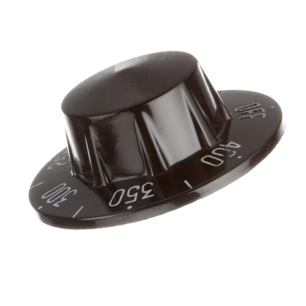 A black Southbend knob with white numbers.