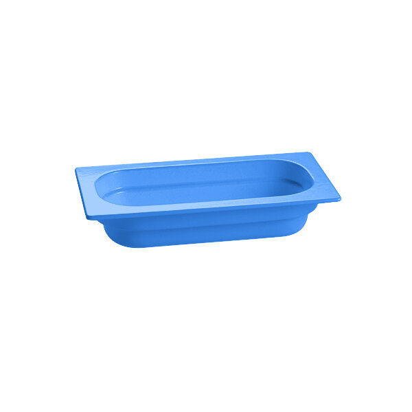 A cobalt blue rectangular Tablecraft cast aluminum food pan.