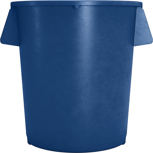 A blue plastic Carlisle Bronco trash can with two handles and a lid.
