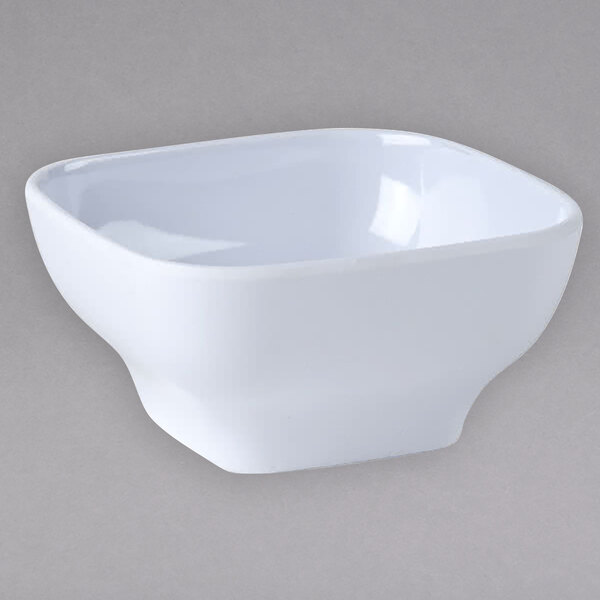 A white square Thunder Group melamine bowl with round edges.