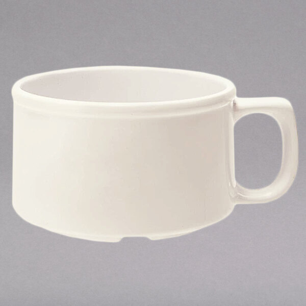 A white GET Diamond Ivory melamine mug with a handle.
