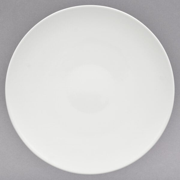 A white Villeroy & Boch porcelain plate with a small rim.