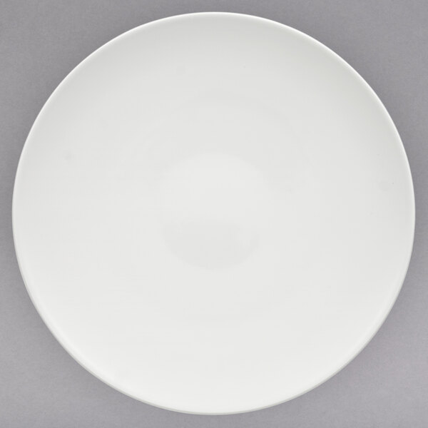 A white Villeroy & Boch porcelain plate with a small rim.
