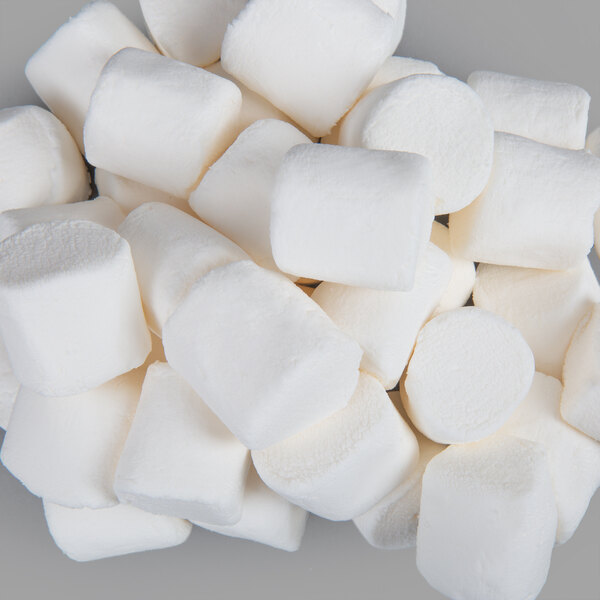 A pile of white marshmallows.
