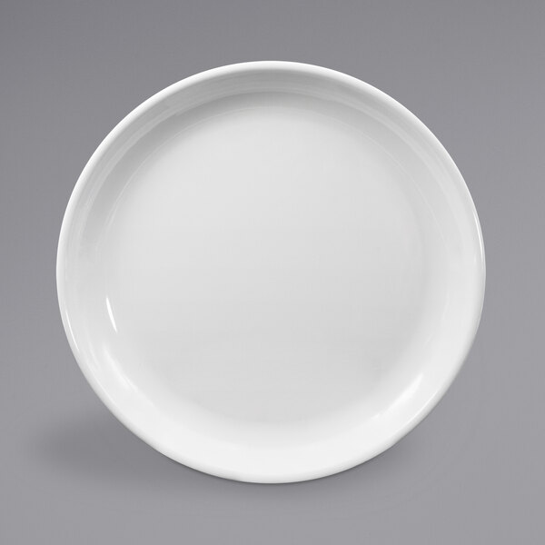 A white Elite Global Solutions Santorini melamine plate with a circular edge.