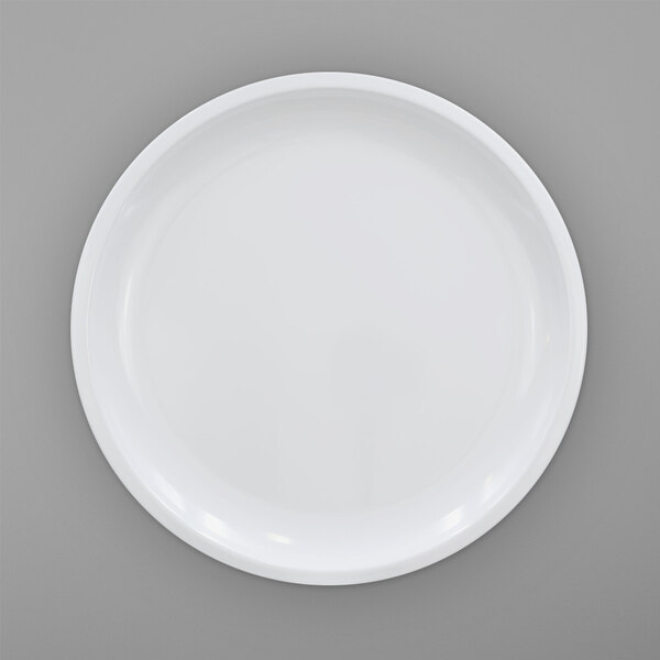 A white Elite Global Solutions melamine round platter with a white rim.