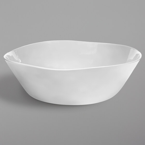 An American Metalcraft Crave melamine serving bowl in white on a gray background.