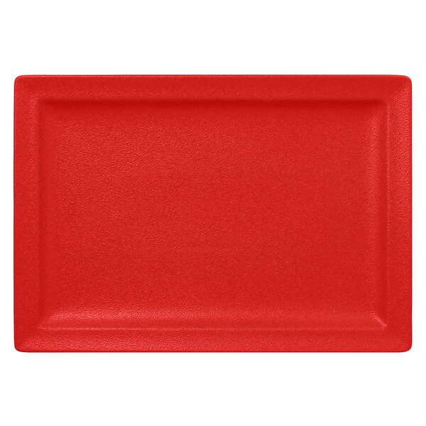 A red rectangular porcelain plate.