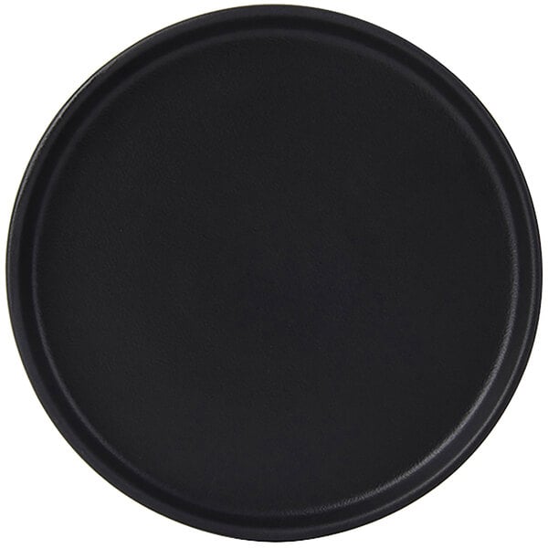 A black round plate with a straight-sided design on a white background.