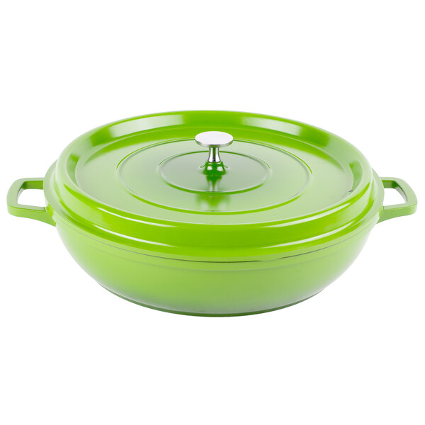A green GET Heiss cast aluminum brazier and paella dish with a lid with a silver knob.