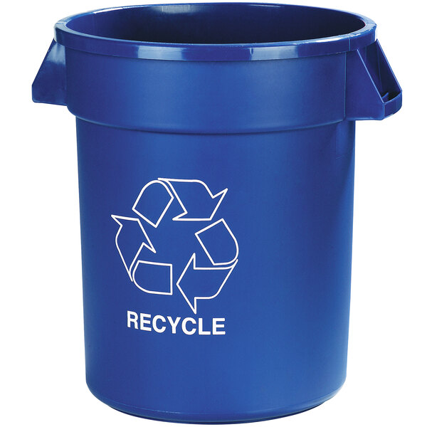 A blue Carlisle Bronco recycling bin with white text that says "RECYCLE" and white arrows.
