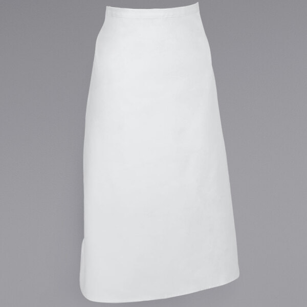 A white apron with a black belt.