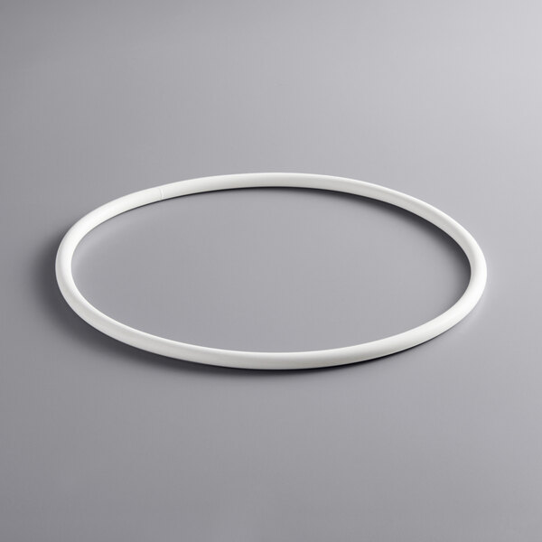 A white gasket with a white hoop.