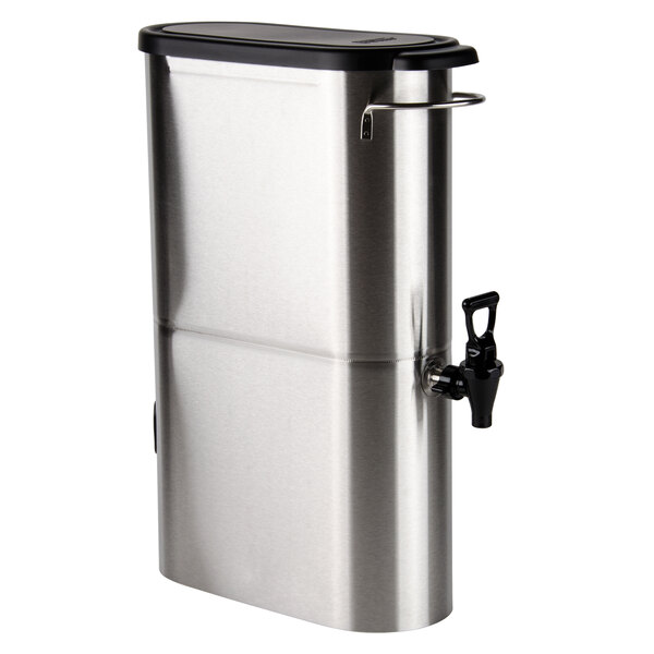 A stainless steel Bunn 3.5 gallon iced tea dispenser with a black lid.