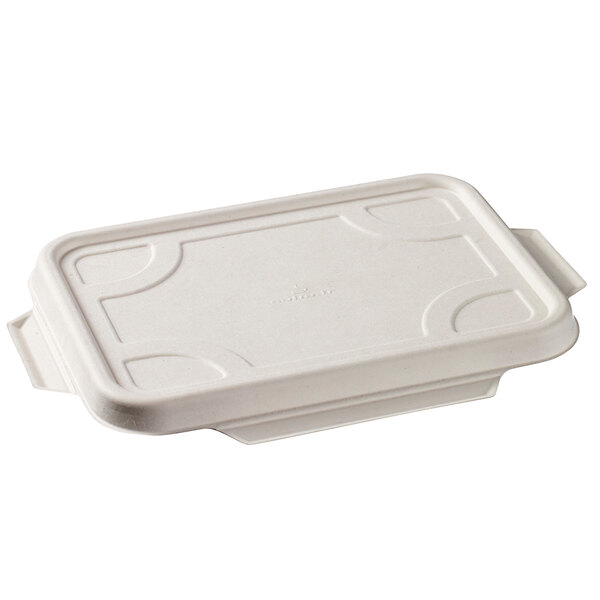 A white plastic Solia Sugarcane lid for a white plastic food container.