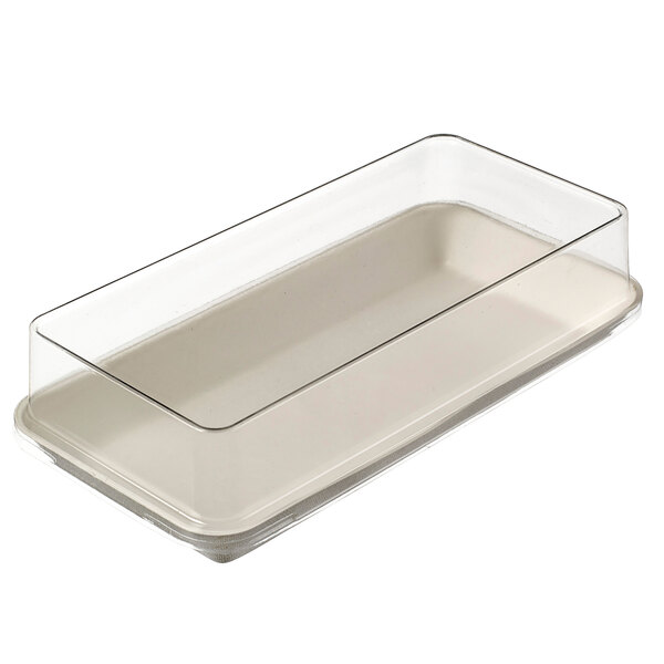A clear plastic container with a clear Solia PET lid on it.