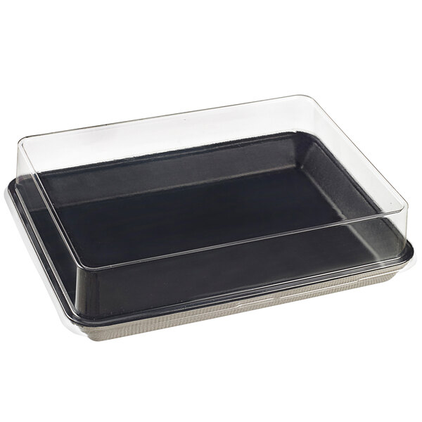 A Solia black PET tray with a clear plastic lid.