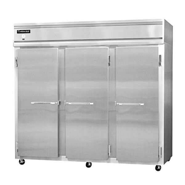 A Continental Refrigerator 3RESNSS reach-in refrigerator with four doors.